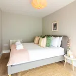 Guestready - Encantando O 2br No Newmarket Hall Lägenhet *