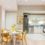 Guestready - Encantando O 2br No Newmarket Hall