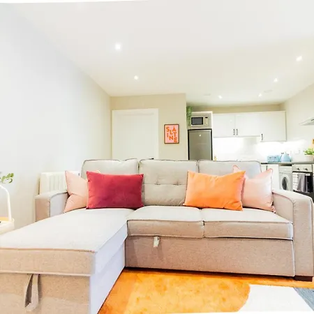Guestready - Encantando O 2br No Newmarket Hall * Dublin