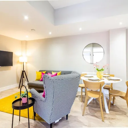 Guestready - Encantando O 2br No Newmarket Hall Apartman *