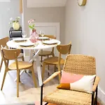 Guestready - Encantando O 2br No Newmarket Hall دبلن