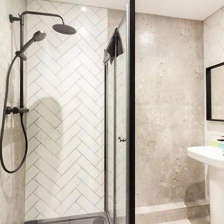 Guestready - Encantando O 2br No Newmarket Hall Daire Dublin